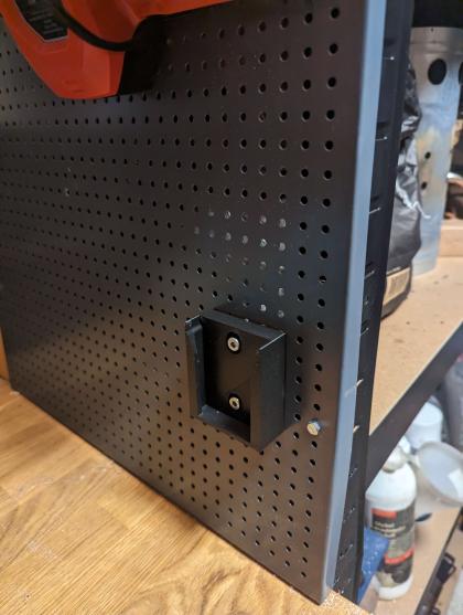 Milwaukee M18 Batteriholder med klik